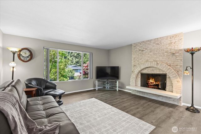 17631 69th Place W, Edmonds, WA 98026
