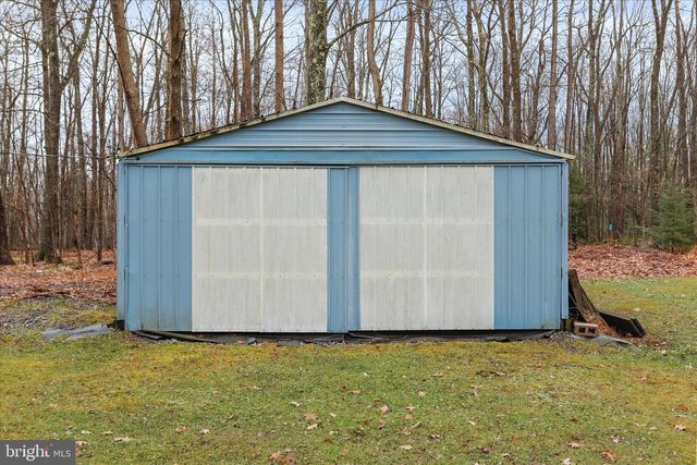 222 SKIPPERS POINT RD, Oakland, MD 21550