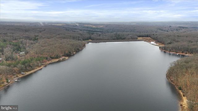 222 SKIPPERS POINT RD, Oakland, MD 21550