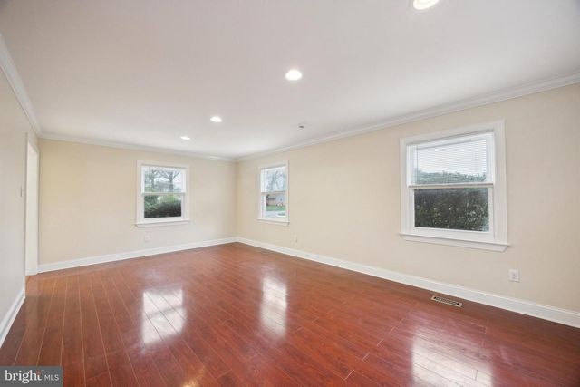 25 THORNHILL LN, Willingboro, NJ 08046