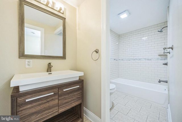25 THORNHILL LN, Willingboro, NJ 08046