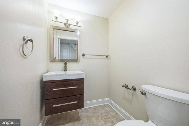 25 THORNHILL LN, Willingboro, NJ 08046