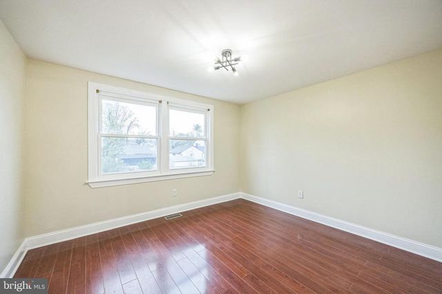 25 THORNHILL LN, Willingboro, NJ 08046