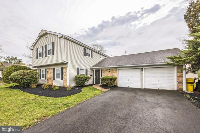 25 THORNHILL LN, Willingboro, NJ 08046