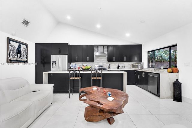 10224 SW 131st Ct, Miami, FL 33186