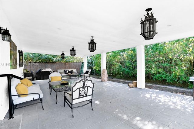 10224 SW 131st Ct, Miami, FL 33186