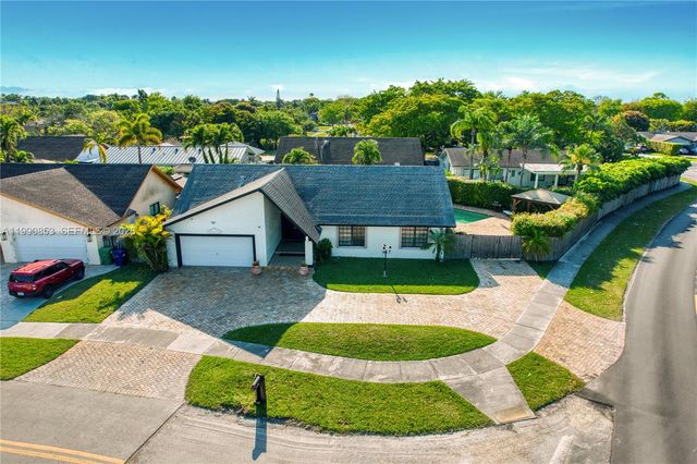 10224 SW 131st Ct, Miami, FL 33186