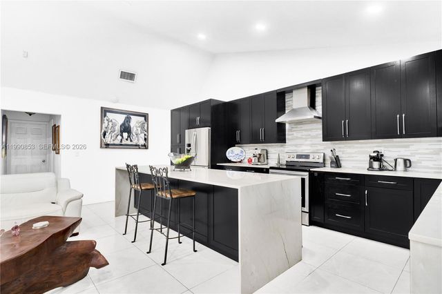 10224 SW 131st Ct, Miami, FL 33186