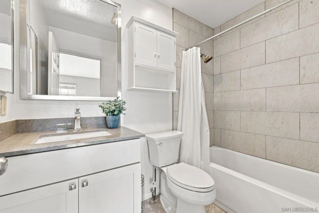 2914 Luciernaga Street C, Carlsbad, CA 92009