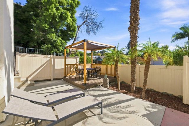 2914 Luciernaga Street C, Carlsbad, CA 92009