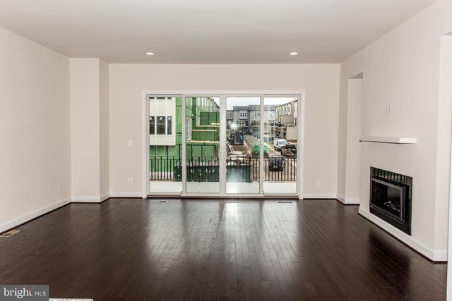 23187 HAMPTON OAK TER, Brambleton, VA 20148