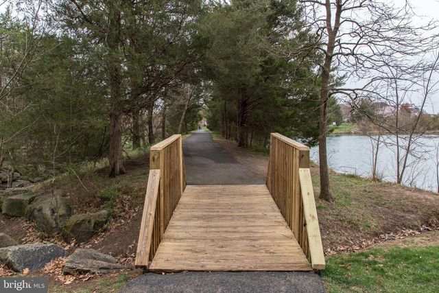 23187 HAMPTON OAK TER, Brambleton, VA 20148