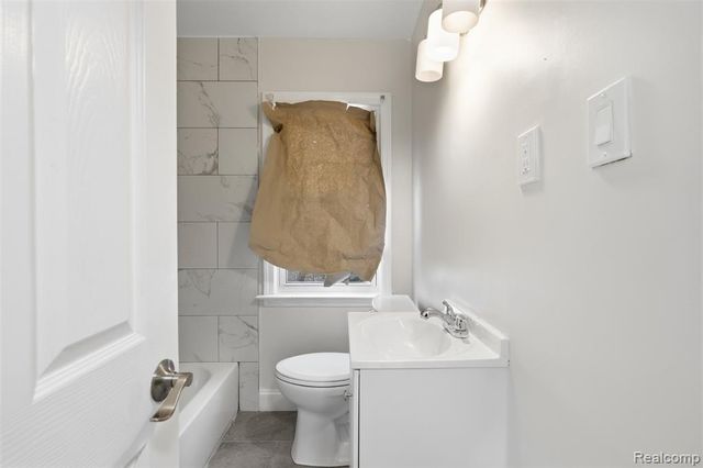 5900 Neff Avenue, Detroit, MI 48224