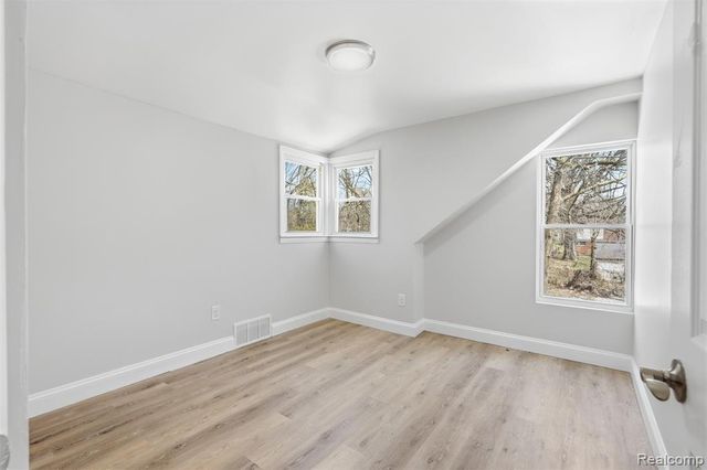 5900 Neff Avenue, Detroit, MI 48224