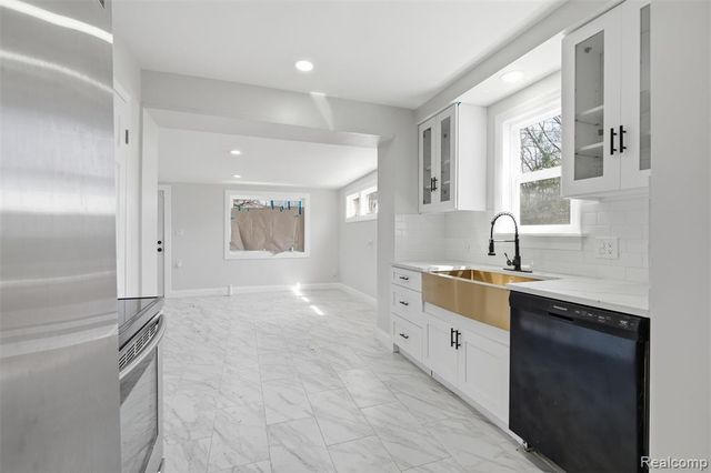 5900 Neff Avenue, Detroit, MI 48224