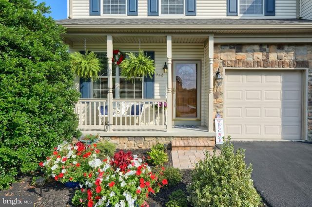 243 MAPLE DR, Hanover, PA 17331