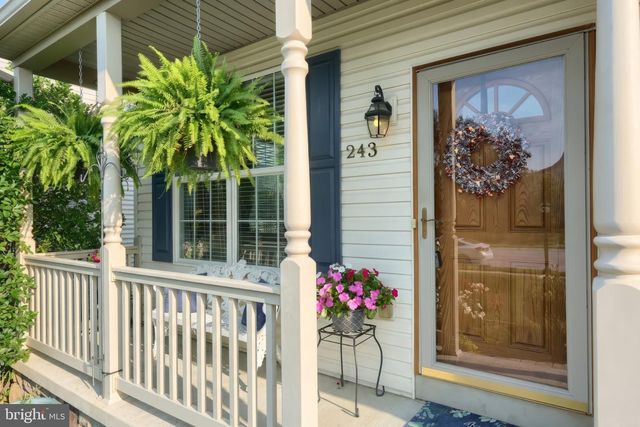 243 MAPLE DR, Hanover, PA 17331