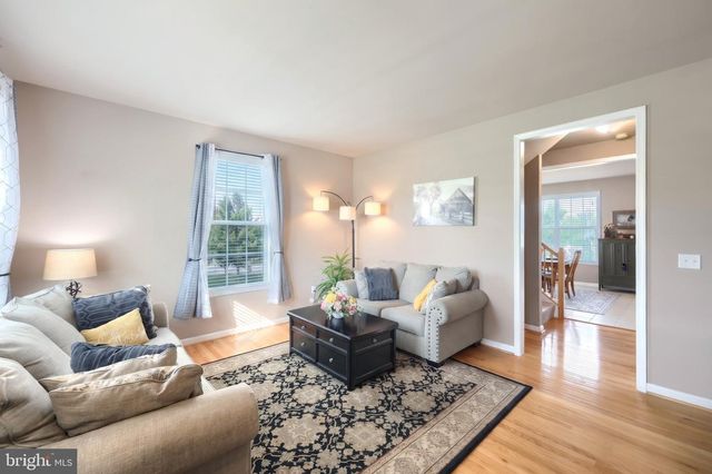 243 MAPLE DR, Hanover, PA 17331