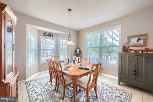 243 MAPLE DR, Hanover, PA 17331