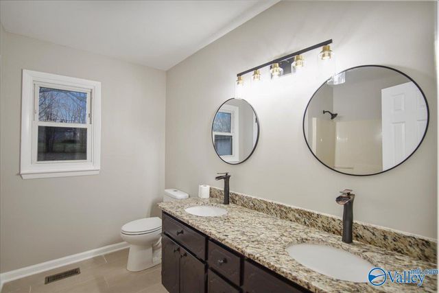 144 Tammy Gaines Lane, Huntsville, AL 35811