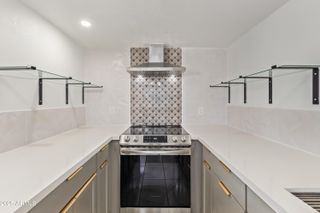 6756 W DEVONSHIRE Avenue, Phoenix, AZ 85033