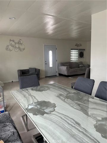 26871 Alessandro 86, Moreno Valley, CA 92555