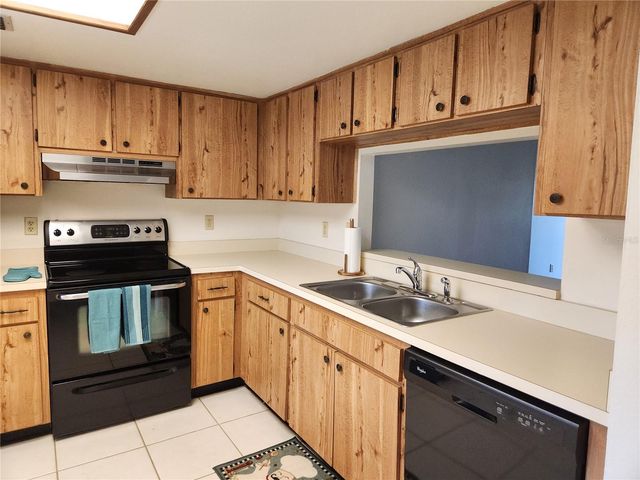 2685 SABAL SPRINGS CIRCLE 103, Clearwater, FL 33761