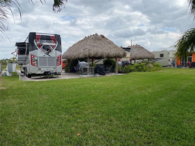 3254 RED TAIL HAWK DRIVE, Polk City, FL 33868
