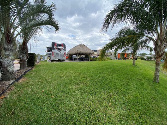 3254 RED TAIL HAWK DRIVE, Polk City, FL 33868