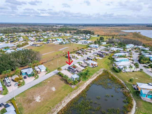 3254 RED TAIL HAWK DRIVE, Polk City, FL 33868