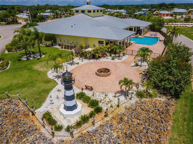 3254 RED TAIL HAWK DRIVE, Polk City, FL 33868