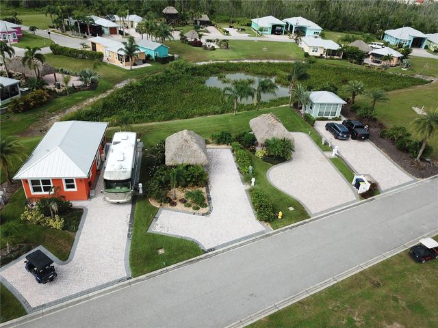 3254 RED TAIL HAWK DRIVE, Polk City, FL 33868