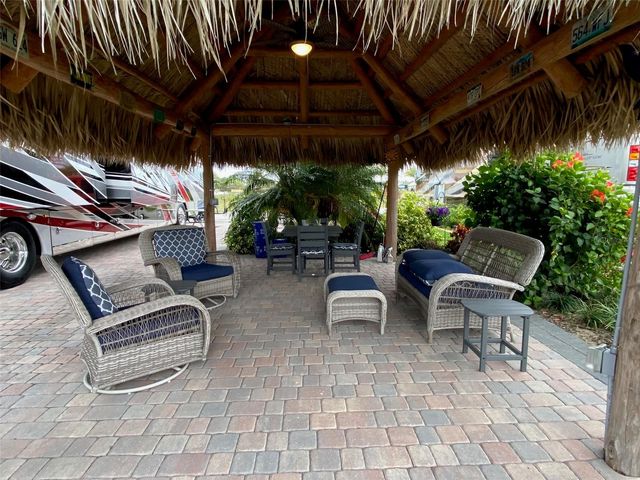 3254 RED TAIL HAWK DRIVE, Polk City, FL 33868
