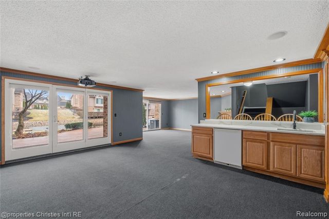 18314 Blue Heron Drive 103, Northville, MI 48168