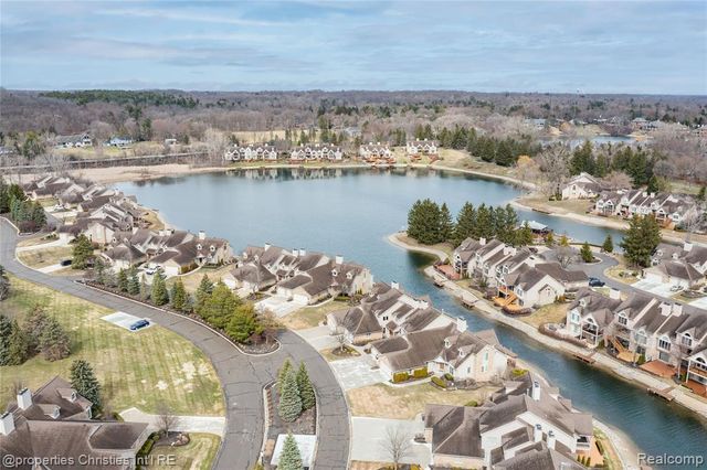 18314 Blue Heron Drive 103, Northville, MI 48168