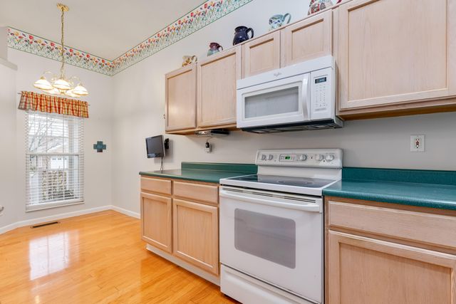 503 Shadow Ridge Drive, Highland Heights, KY 41076