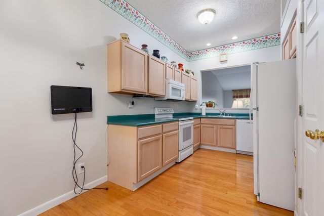 503 Shadow Ridge Drive, Highland Heights, KY 41076