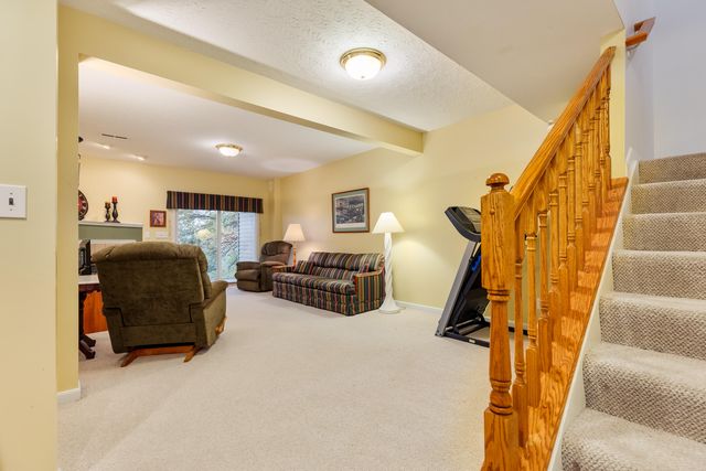 503 Shadow Ridge Drive, Highland Heights, KY 41076