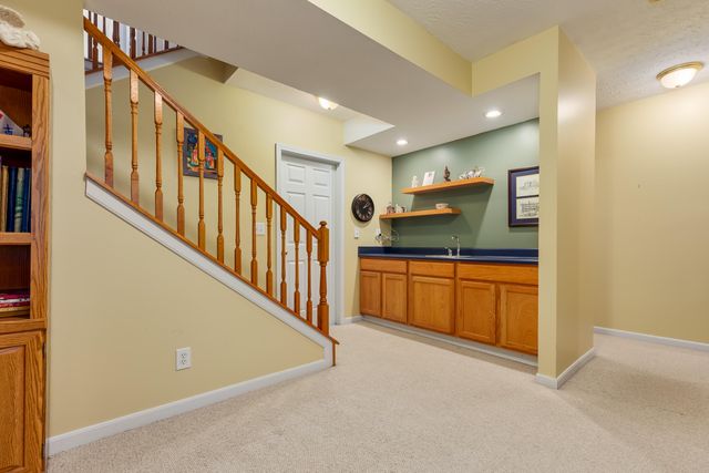 503 Shadow Ridge Drive, Highland Heights, KY 41076