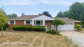 4386 N Elms Road, Flushing, MI 48433