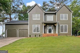 994 Coach House Drive, Tucker, GA 30084
