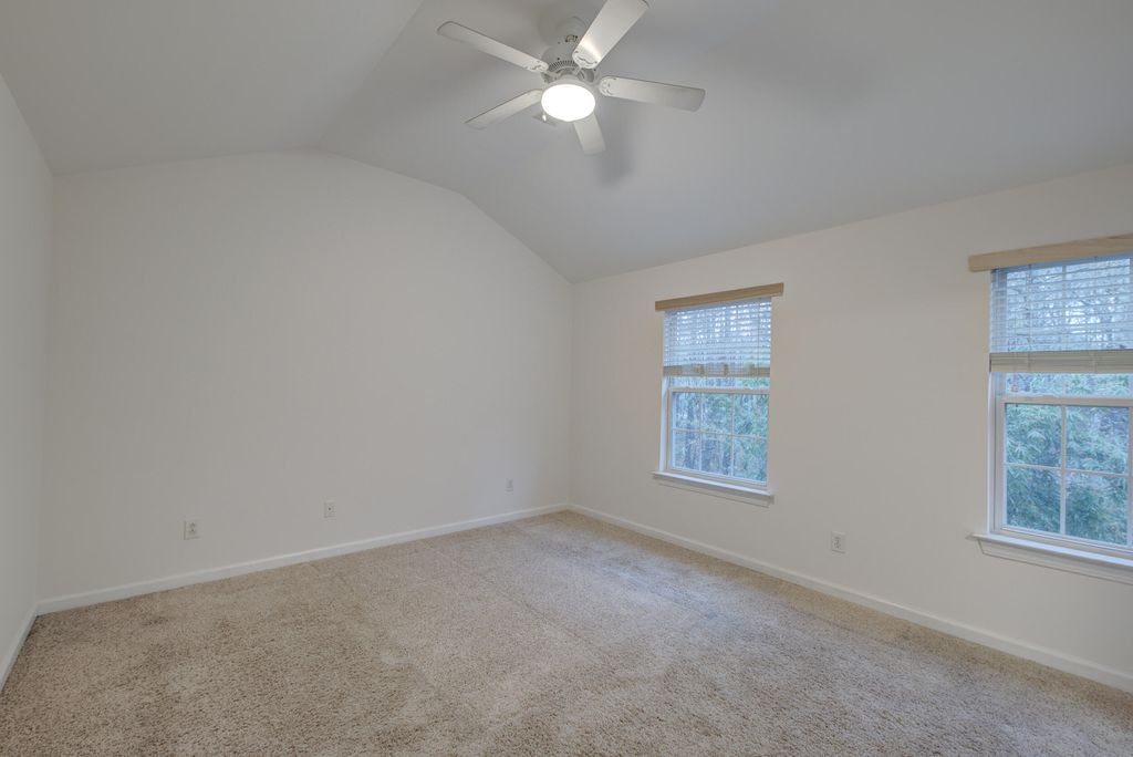 Image 14 of property listing at 1614 Camfield Lane, Mount Pleasant, SC 29466