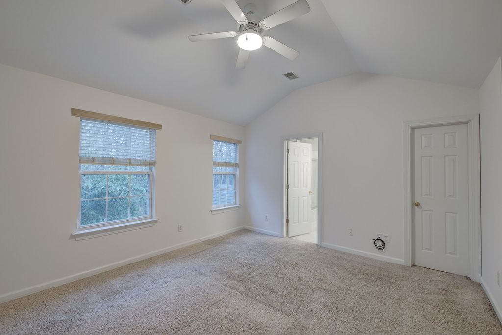 Image 15 of property listing at 1614 Camfield Lane, Mount Pleasant, SC 29466