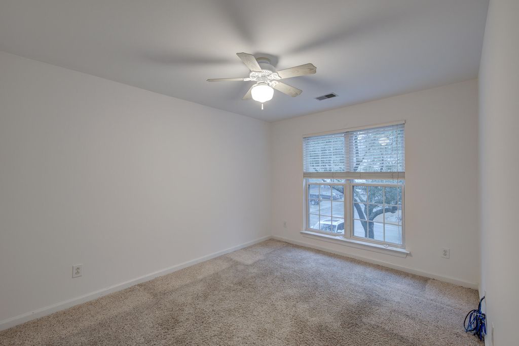 Image 23 of property listing at 1614 Camfield Lane, Mount Pleasant, SC 29466