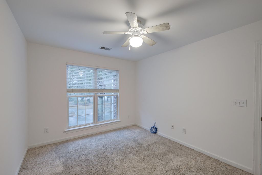 Image 24 of property listing at 1614 Camfield Lane, Mount Pleasant, SC 29466