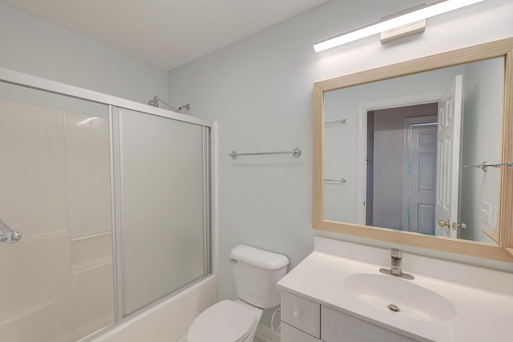 Image 26 of property listing at 1614 Camfield Lane, Mount Pleasant, SC 29466