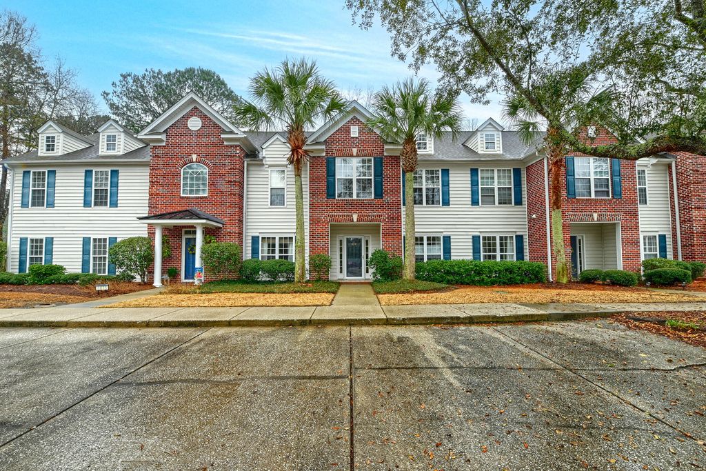 Image 48 of property listing at 1614 Camfield Lane, Mount Pleasant, SC 29466