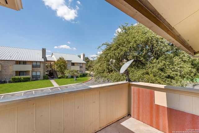 11843 Braesview Apt 1016, San Antonio, TX 78213