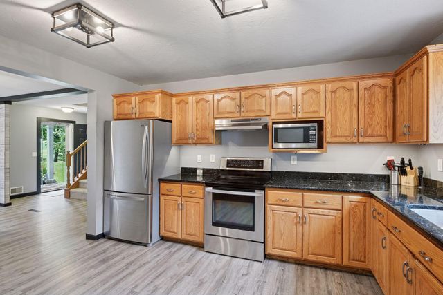 16355 320th Street, New Prague, MN 56071