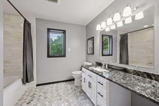 16355 320th Street, New Prague, MN 56071